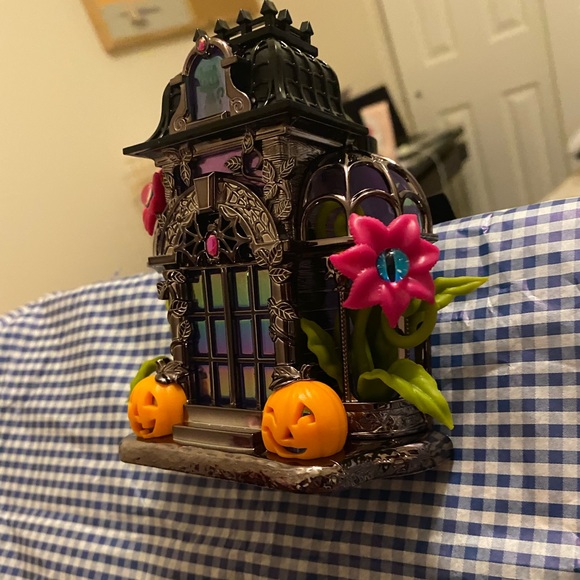 Bath & Body Work Spooktakular Haunted Conservatory - Picture 4 of 4